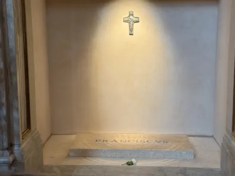 La tumba de Francisco en la Basílica Santa María la Mayor