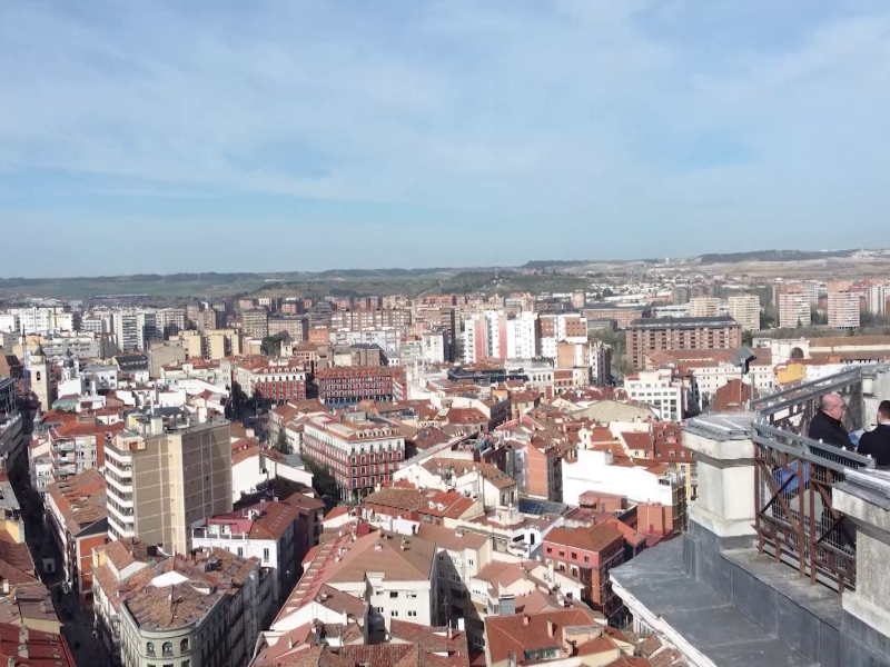 Revive el capítulo completo de 'Un lugar en la tierra' y viaja hasta Valladolid, ciudad que respira tradición y transforma la piedra en mensaje