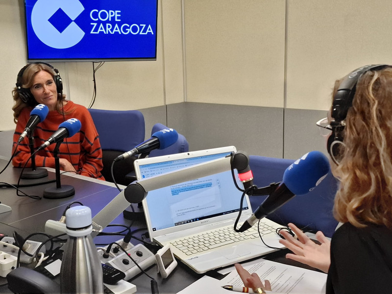 Momento de la entrevista a Ana Orúe sobre los Premios Valores 2025.