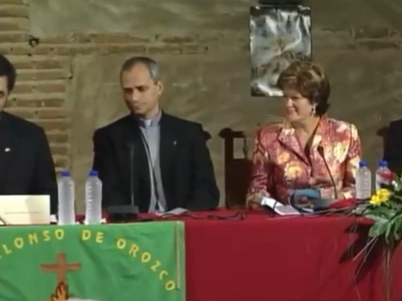 El Papa junto a Carmen Goicoechea