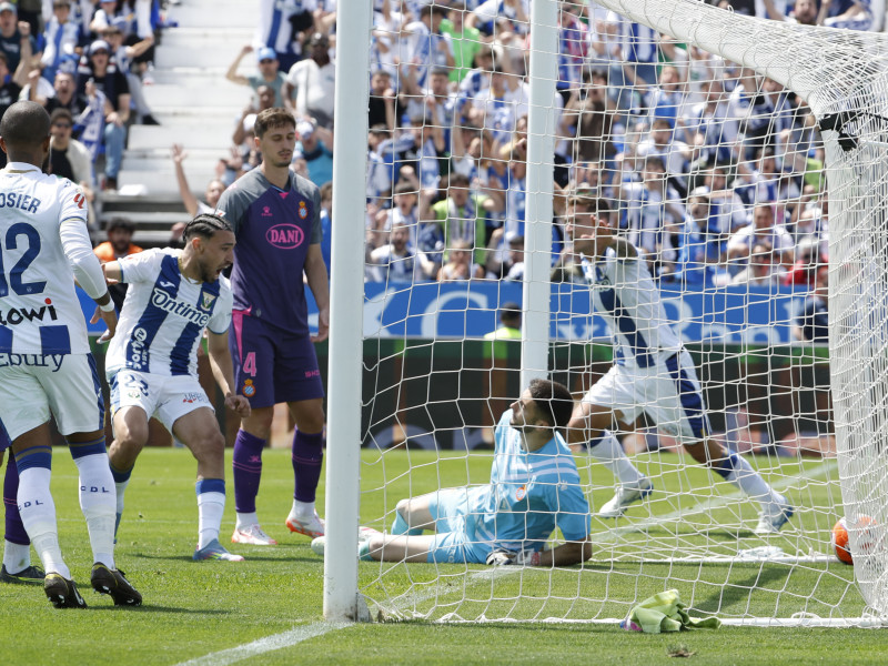 Gol en propia de Kumbulla, en el Leganés - Espanyol