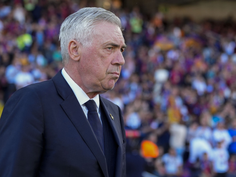Carlo Ancelotti, durante el Clásico en Montjuic
