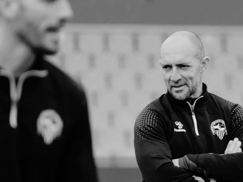 Pedro Munitis, al frente de su propia escuela de fútbol "Munitis Lab"