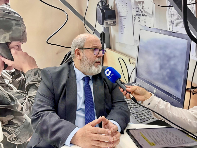 Sebastián Ventura durante la entrevista en FEINDEF 2025