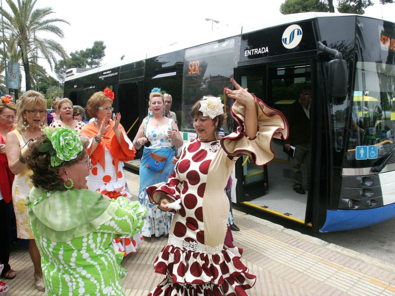 Autobuses en Feria