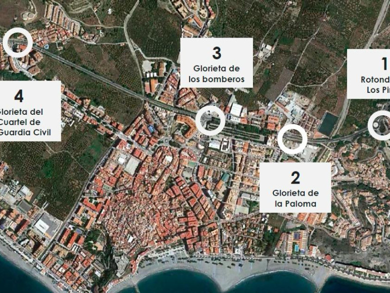 El "Gran eje verde" de Almuñécar avanza en la remodelación de las rotondas de acceso a la localidad