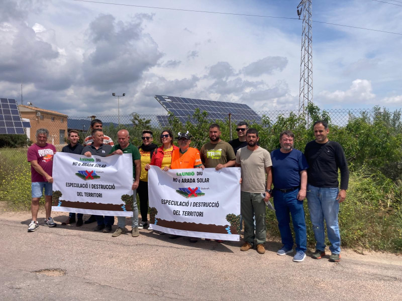 Protesta de La Unió Llauradora contra la gran planta fotovoltaica de Arada Solar