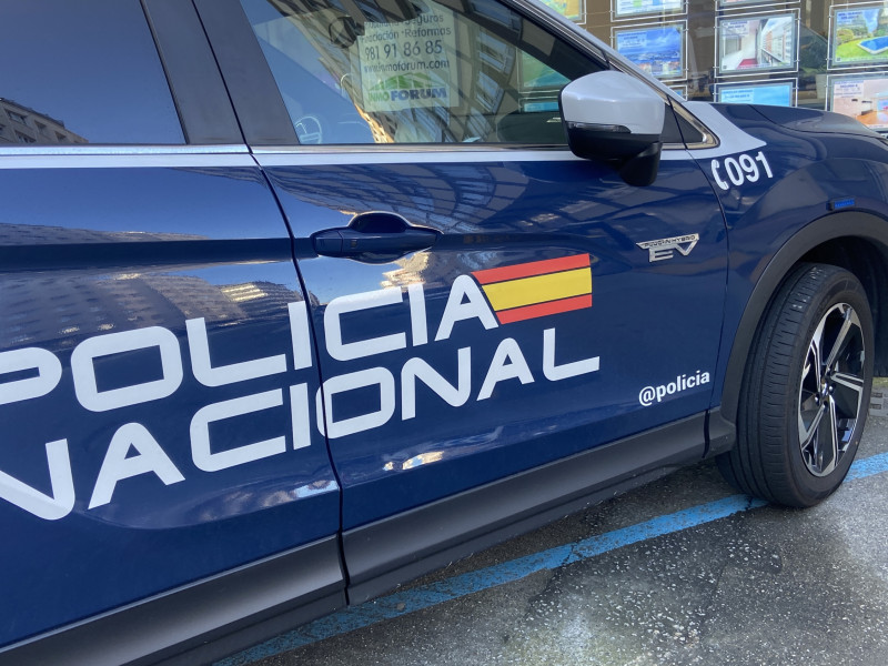 Coche patrulla de la Policía Nacional en A Coruña