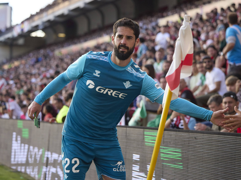 May 15, 2025, Madrid, Spain: Isco (Real Betis) gestures during the LaLiga match between Rayo Vallecano and Real Betis at Campo de Fútbol de Vallecas on May 15, 2025 in Madrid, Spain. (Credit Image: © Manu Reino/DeFodi via ZUMA Press)