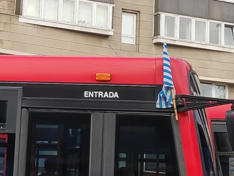 Bus de A Coruña con la bandera del Deportivo
