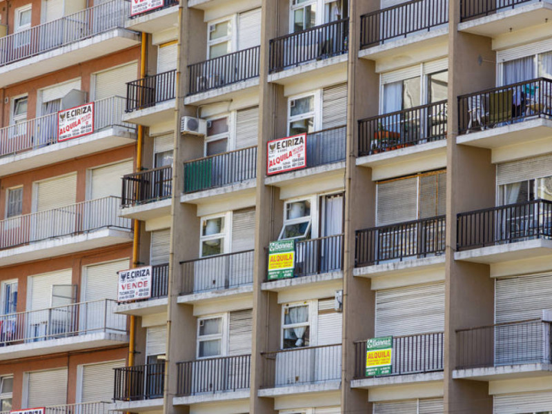 El alquiler se dispara en Alicante tras dos años de la Ley de Vivienda: casi 1.000€ de media y caída drástica de la oferta