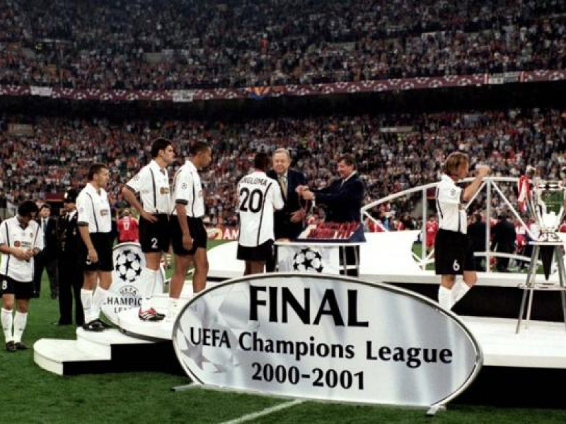 Llegó a dos finales de Champions, Paris(2000) y Milán (2001)