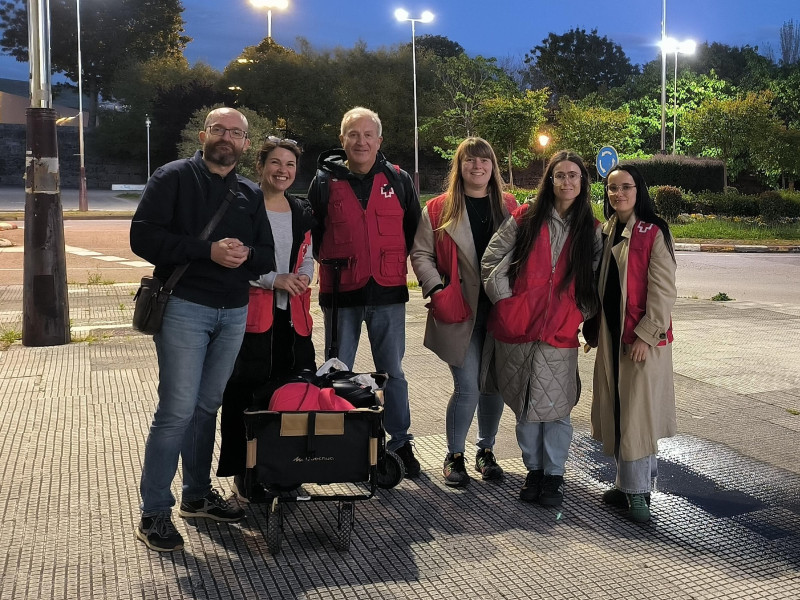 Voluntarios de Cruz Roja Pontevedra al finalizar la jornada