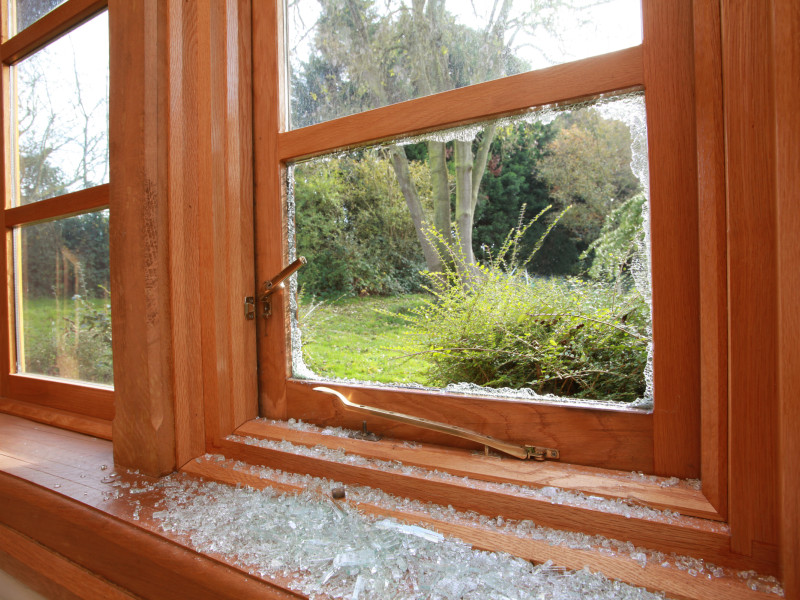 Ventana rota tras un robo