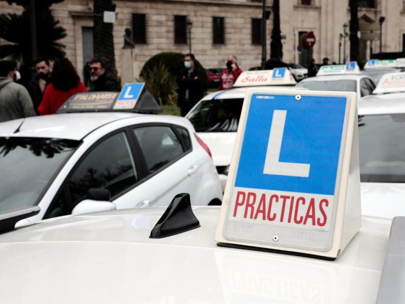 Coches de prácticas de autoescuela
