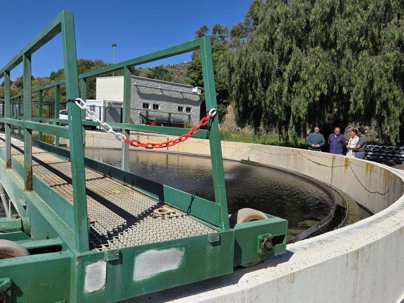 Se instala un nuevo sistema de aireación en la EDAR  de La Herradura