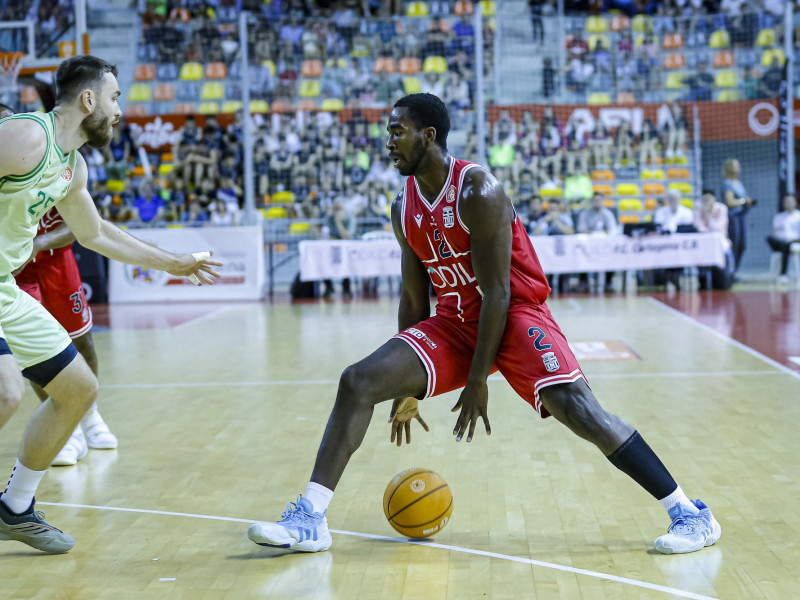 Garuba durante el partido