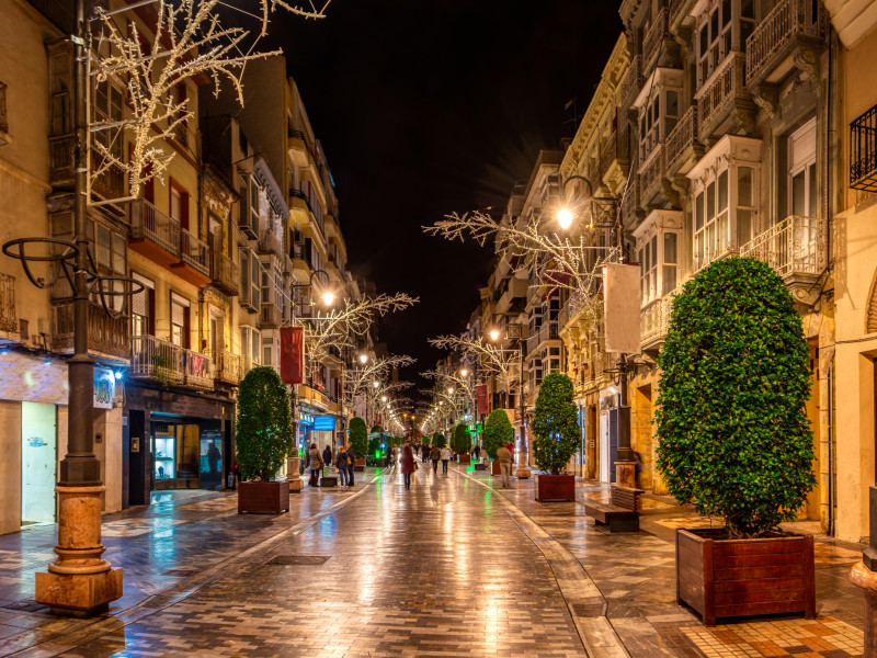 Calle nocturna de Cartagena