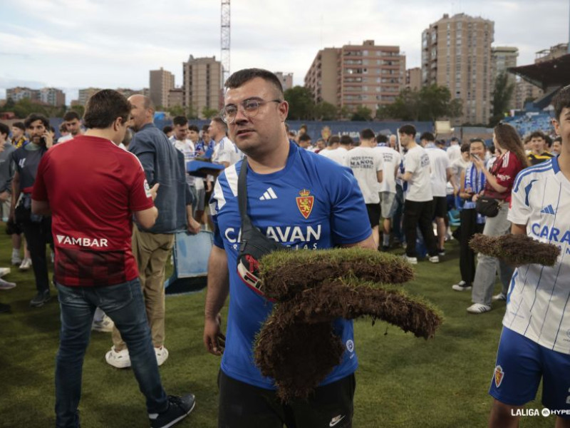 El césped como recuerdo de la vieja Romareda