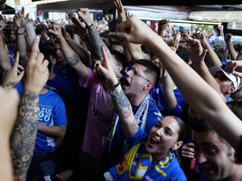 Aficionados del Real Oviedo