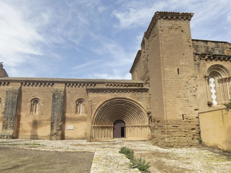 Tras muchos años de litigio, las pinturas murales regresarán al Monasterio de Sijena.