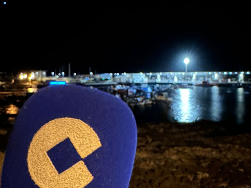 Desde primera hora contando la actualidad en La Restinga