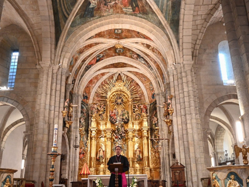 Inauguración de la nueva iluminación de la Catedral de Mondoñedo
