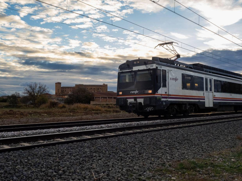 Tren Media Distancia de Renfe