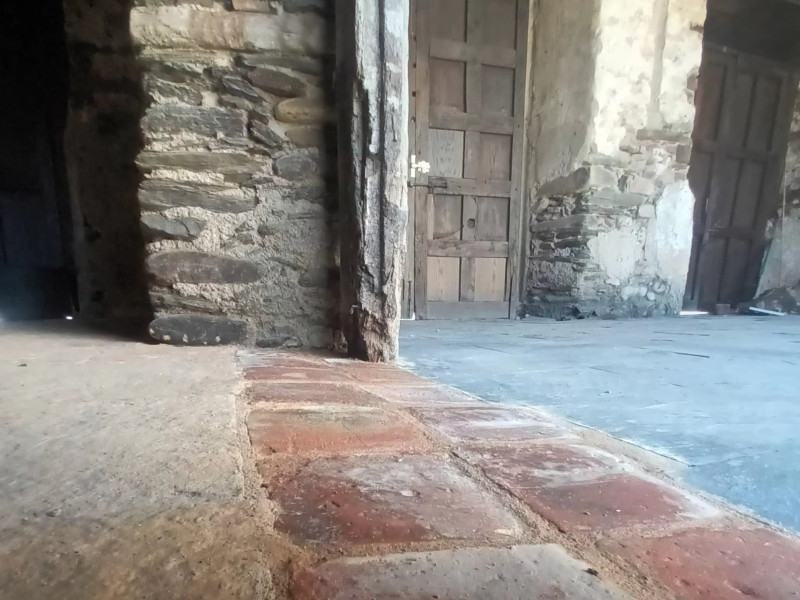 Recuperado parte del suelo original de Casa Gil de Villafranca del Bierzo (León) 3