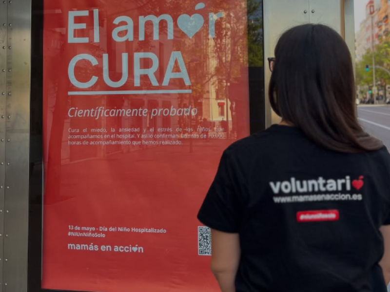 Campaña promocional de Mamás en Acción en Madrid