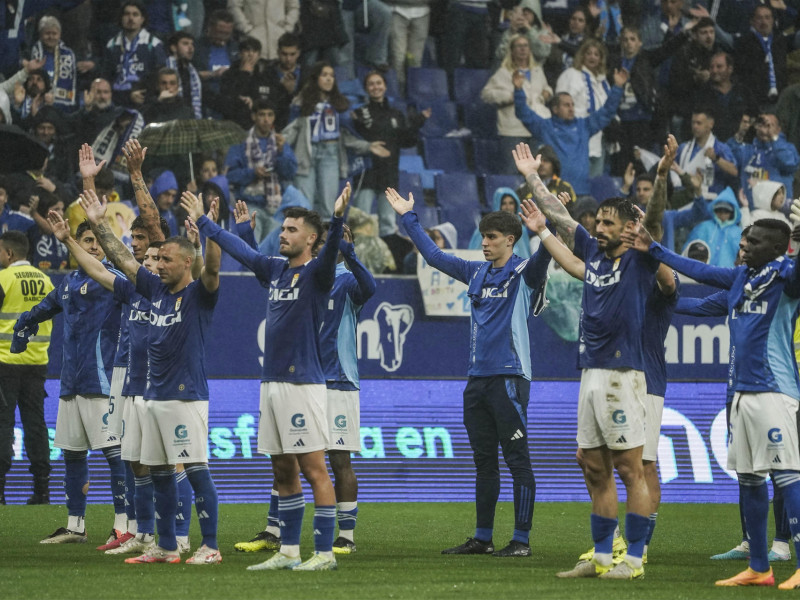 El Oviedo celebra la clasificación para el playoff