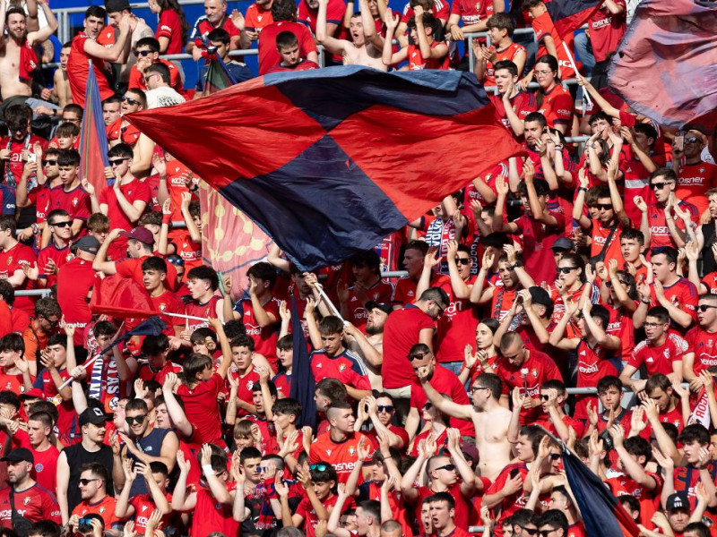 Afición de Osasuna en El Sadar