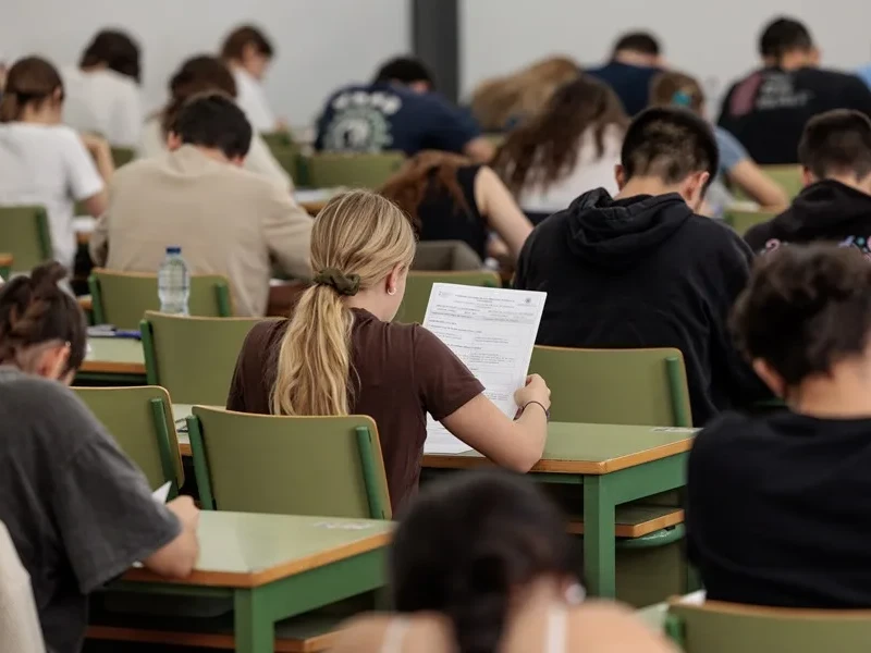 Cerca de 40.000 estudiantes se enfrentan a la PAU en Madrid