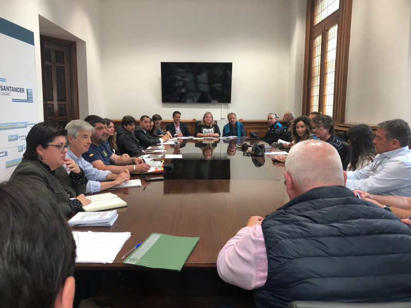 Reunión de Seguridad en el Ayto. de Santander para "La Pasá" 2025