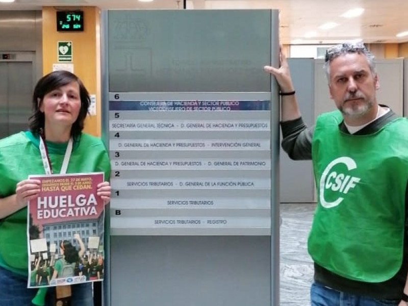 Representantes de CSIF en el encierro