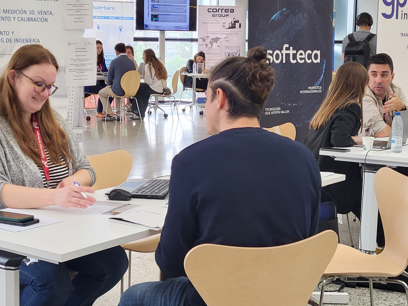 Cerca de 1.000 ofertas de trabajo en la Feria de Empleo de la UBU