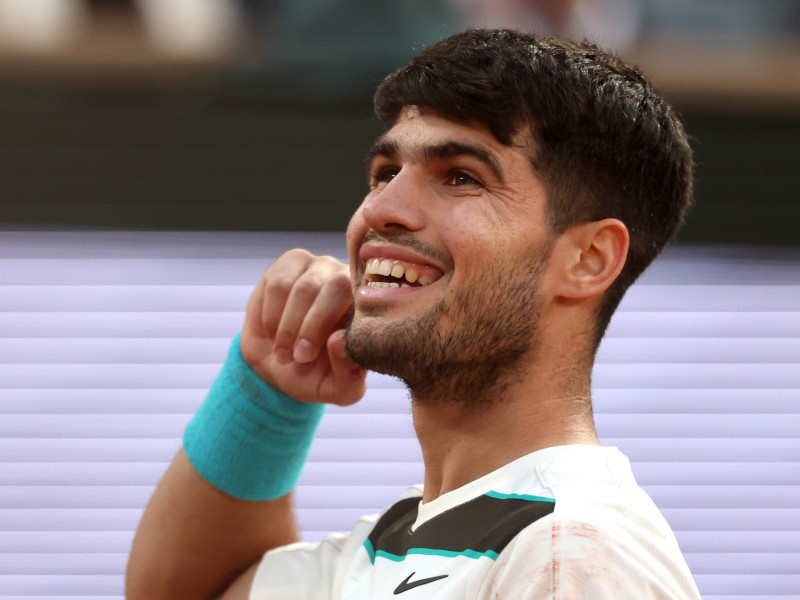 Carlos Alcaraz celebra uno de los puntos de la final ante Sinner