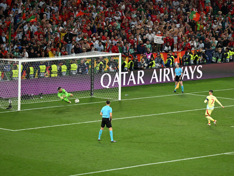 El fallo de Morata en la tanda de penaltis en el Portugal-España