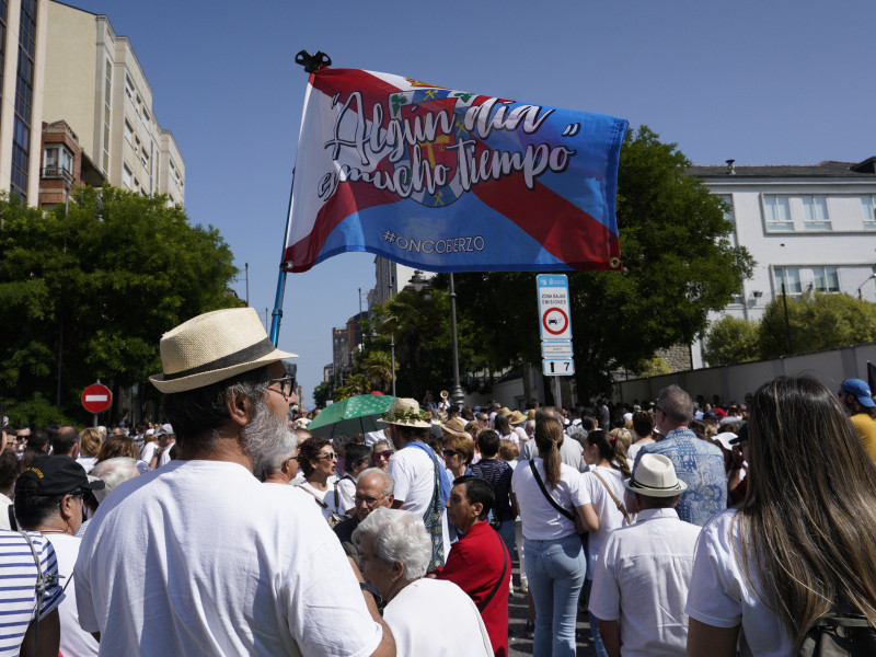 Manifestación de la plataforma Oncobierzo para reclamar mejoras en el Servicio de Oncología del Hospital del Bierzo y en toda la sanidad de la comarca bajo el lema 'Por mí'
