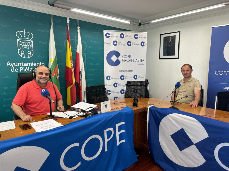 Jaime del Olmo, junto al ganadero Álvaro Pereda, de la Granja Arrabal