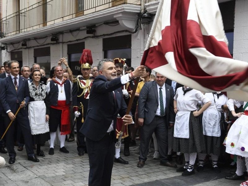 Los banderazos de San Bernabé 2025: Dedicados a los niños y niñas de Logroño, a la cultura y a Europa