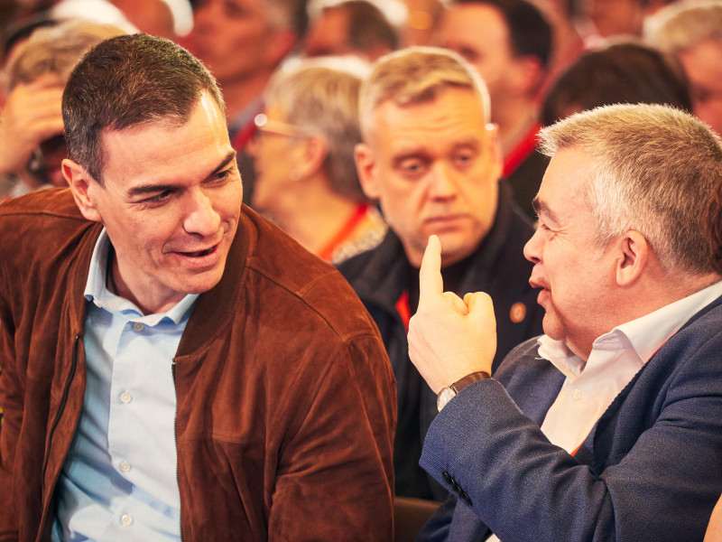Pedro Sánchez y Santos Cerdán