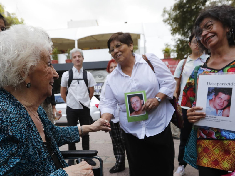 Movimiento 'Abuelas de la Plaza de Mayo' de Argentina, al que ha ayudado King