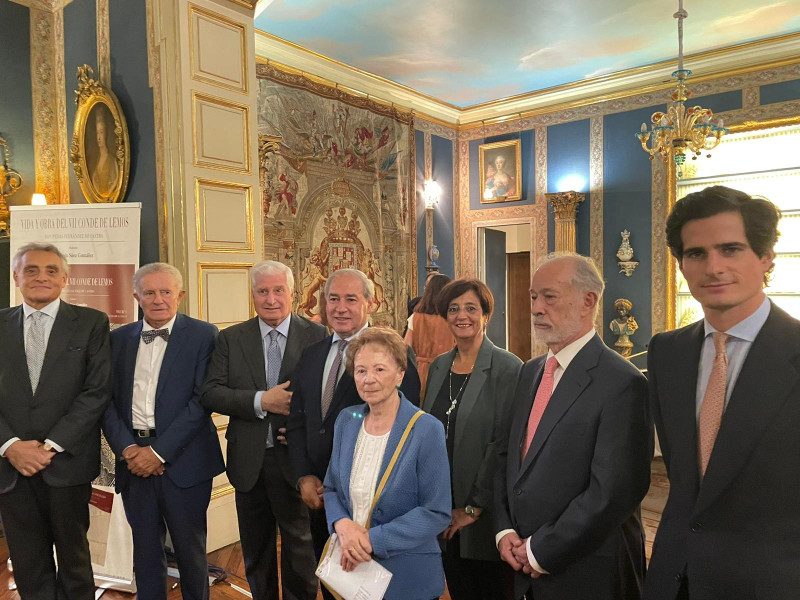 La historiadora presentó su obra sobre el Conde de Lemos en el Palacio de Liria