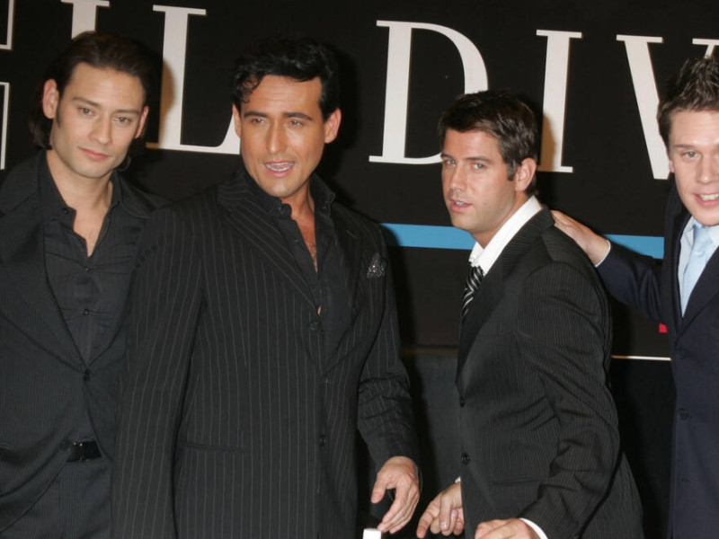 DNYC6F DNYC6F Jan 25, 2006; New York, NY, USA; Pop/Opera group IL DIVO (L-R) URS TONI BUHLER, CARLOS MARIN, SEBASTIEN IZAMBARD and DAVID MILLER promote their new CD 'Ancora' at Borders Bookstore-Time Warner Center. Mandatory Credit: Photo by Nancy Kaszerman/ZUMA Press. (©) Copyright 2006 by Nancy Kaszerman