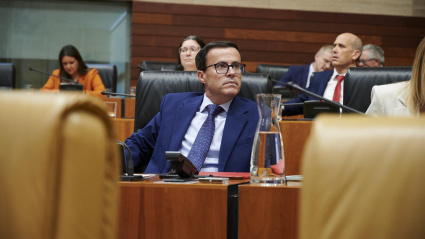 El secretario general del PSOE de Extremadura, Miguel Ángel Gallardo, en la Asamblea de Extremadura