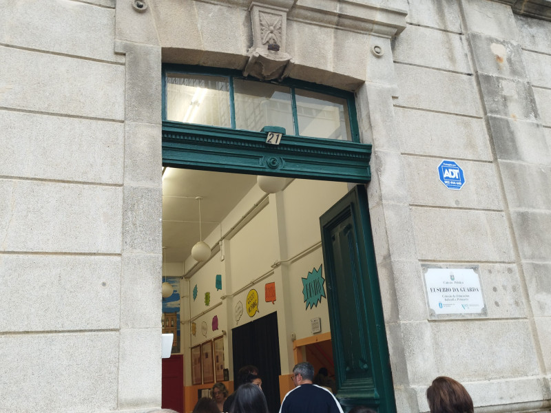 Entrada al colegio CEIP Eusebio da Guarda de A Coruña