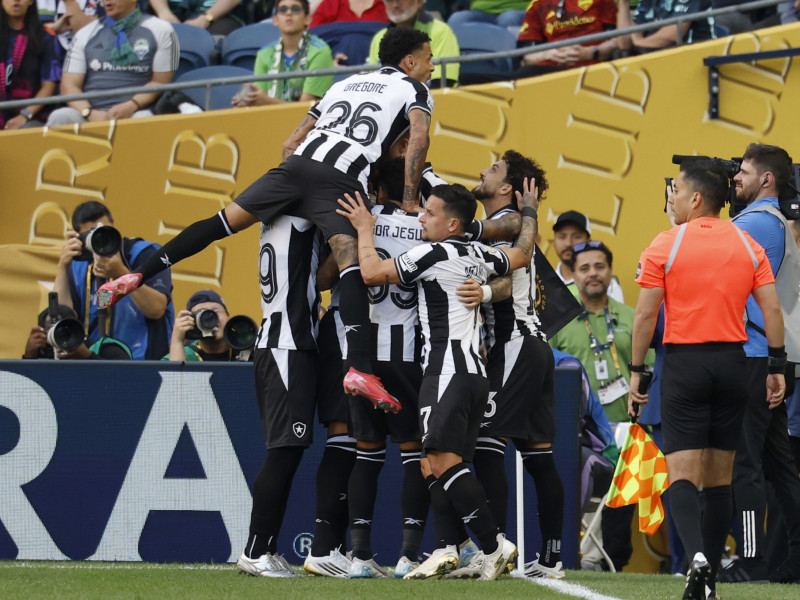 Los jugadores del Botafogo celebran uno de los goles ante el Seattle Sounders