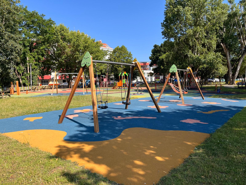 El pavimento se renovó para una mayor seguridad de los pequeños.