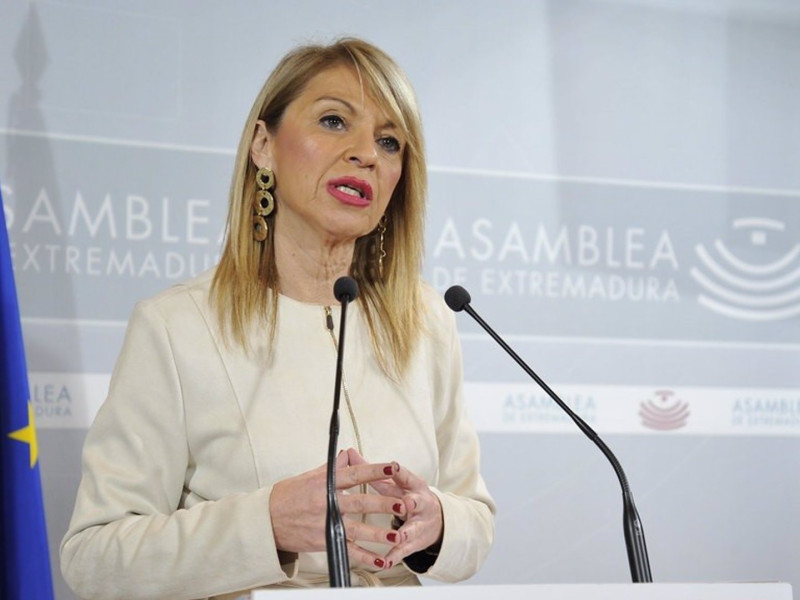 Piedad Álvarez es la actual secretaria general del PSOE de Almendralejo